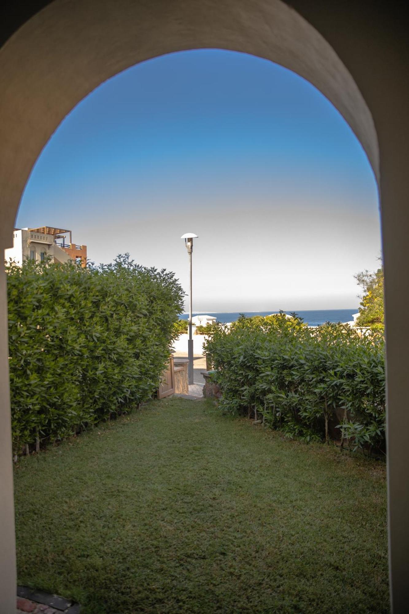 Apartment 3-bedroom In Azzurra With Private Garden And Sea View Non Egyptians Only *