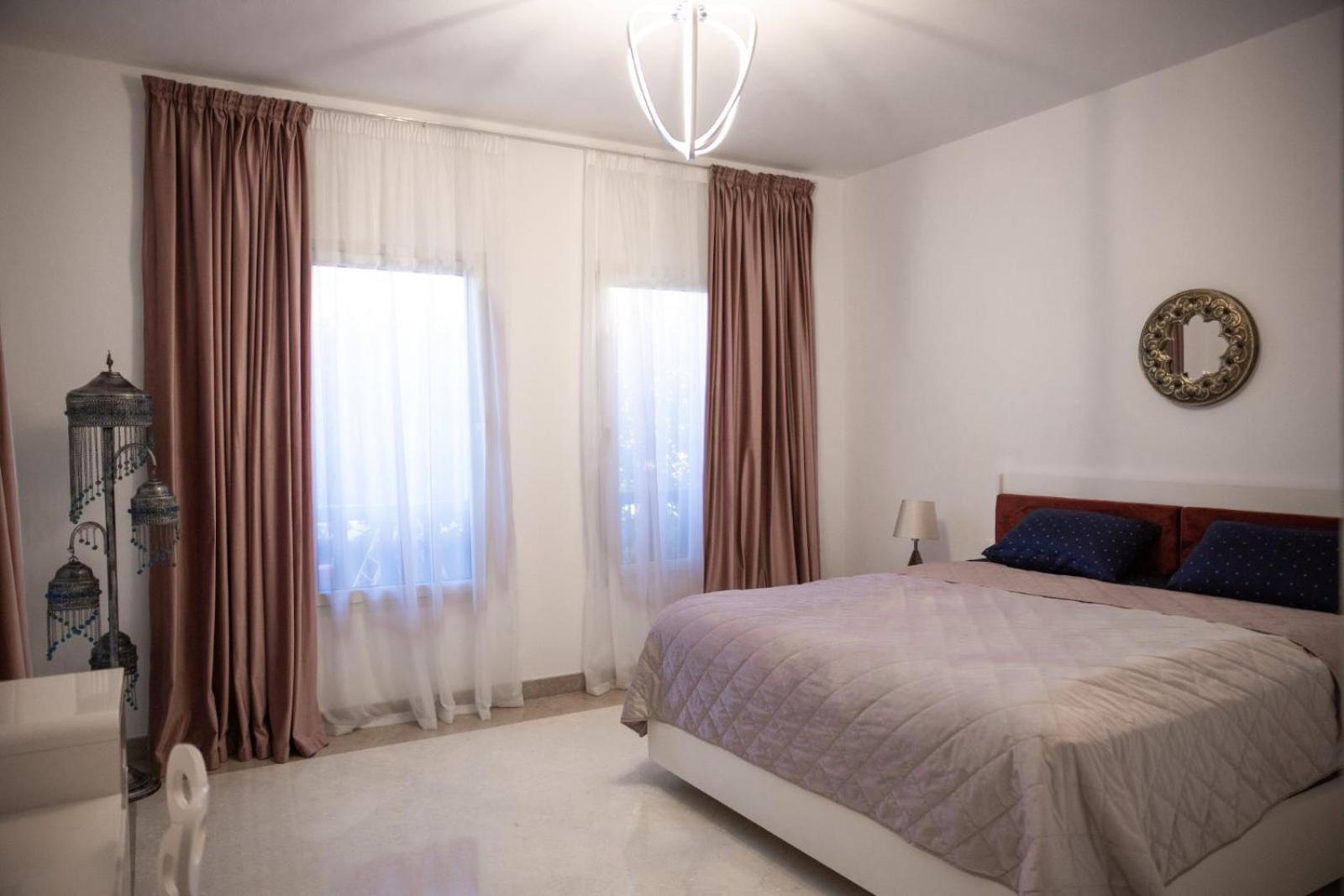 3-bedroom In Azzurra With Private Garden And Sea View Non Egyptians Only * Hurghada